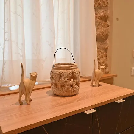 Carpe Diem Moursia Apartment *