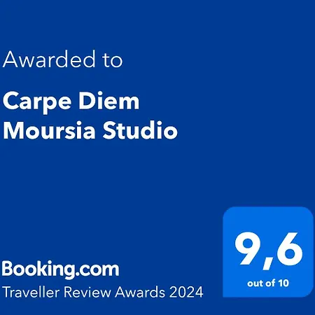 Carpe Diem Moursia Apartment